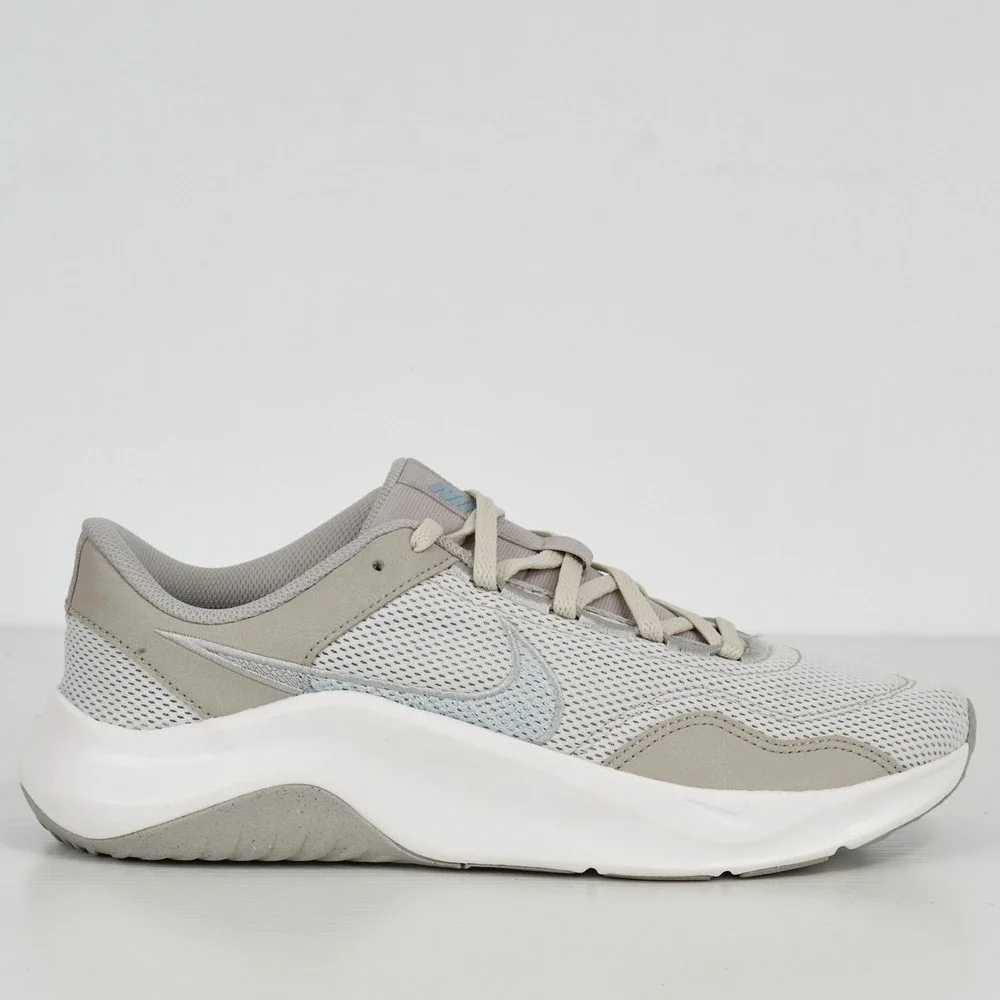 Nike‎ Legend Essential 3 NN Women's 11 Running Shoes DM1119 008 - Picture 4 of 9